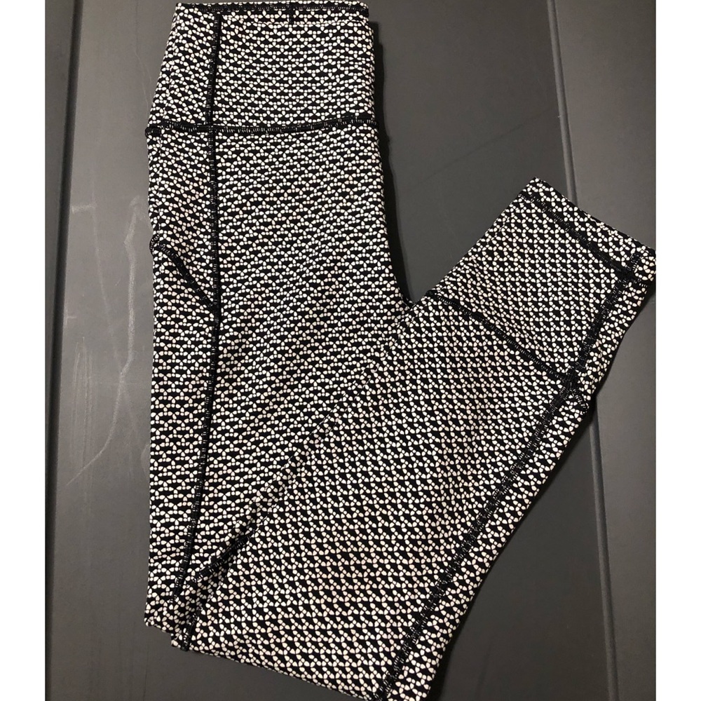 lululemon athletica In Movement Tight 25